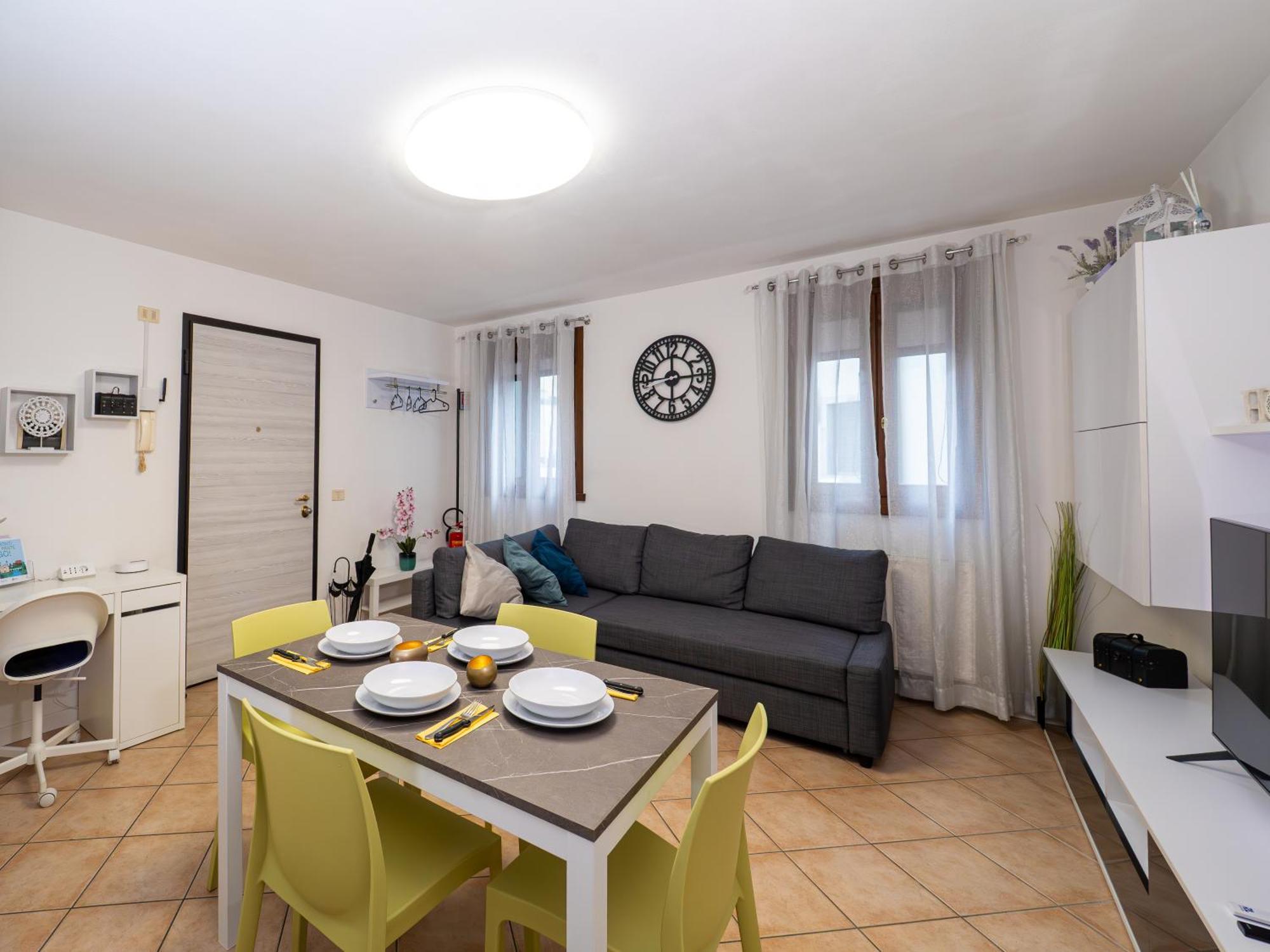 Appartamento Bonbon, Centro Storico Con Parcheggio Gorizia Extérieur photo